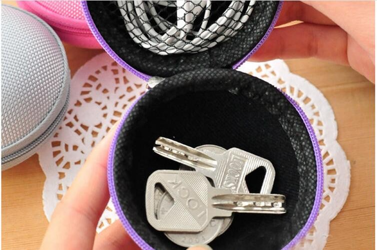 Portable Earphone & Sim Card Pouch.